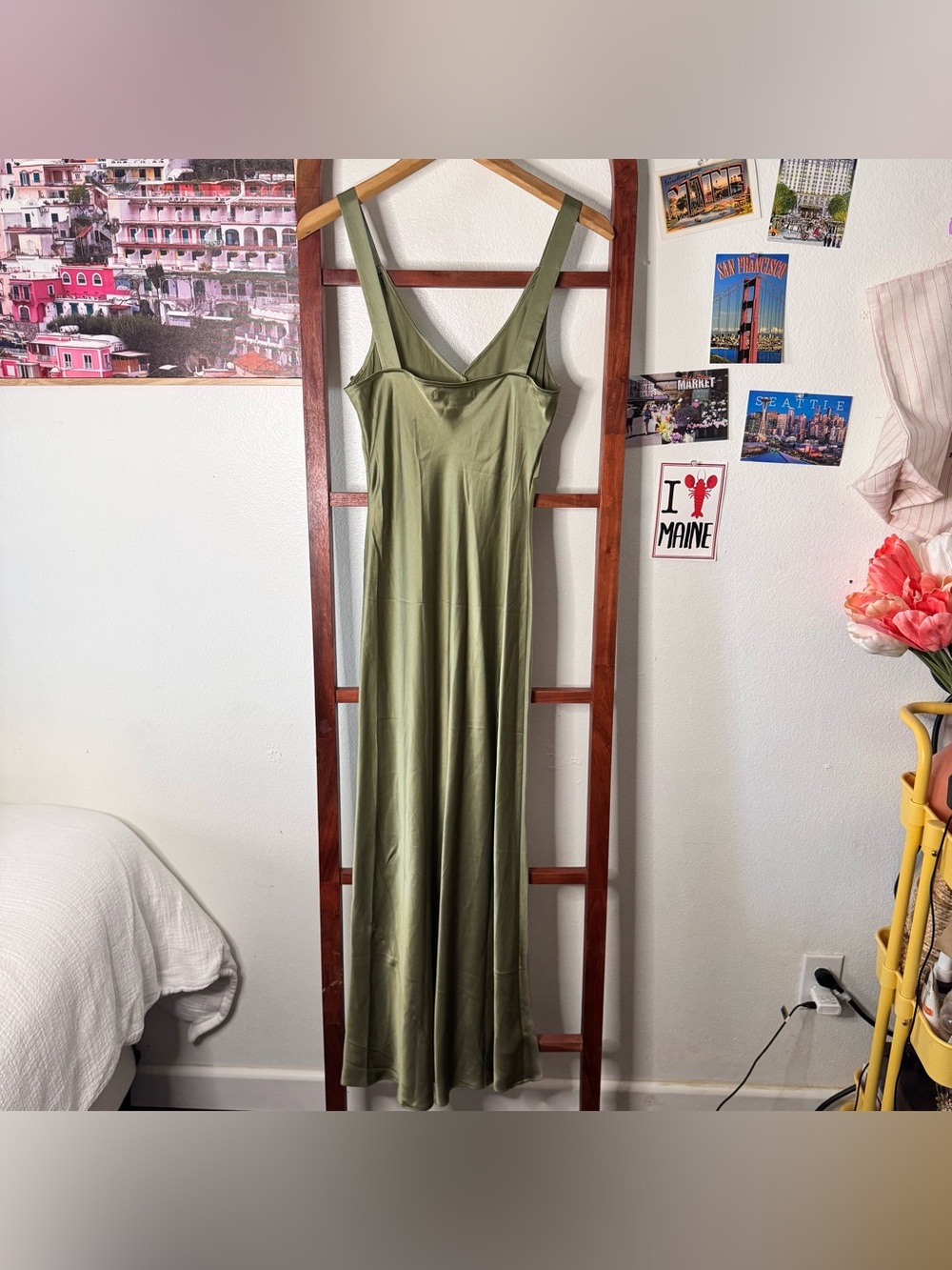 Reformation Daytona 100% Silk Midi Dress Artichoke Green V-Neck - Picture 10 of 10